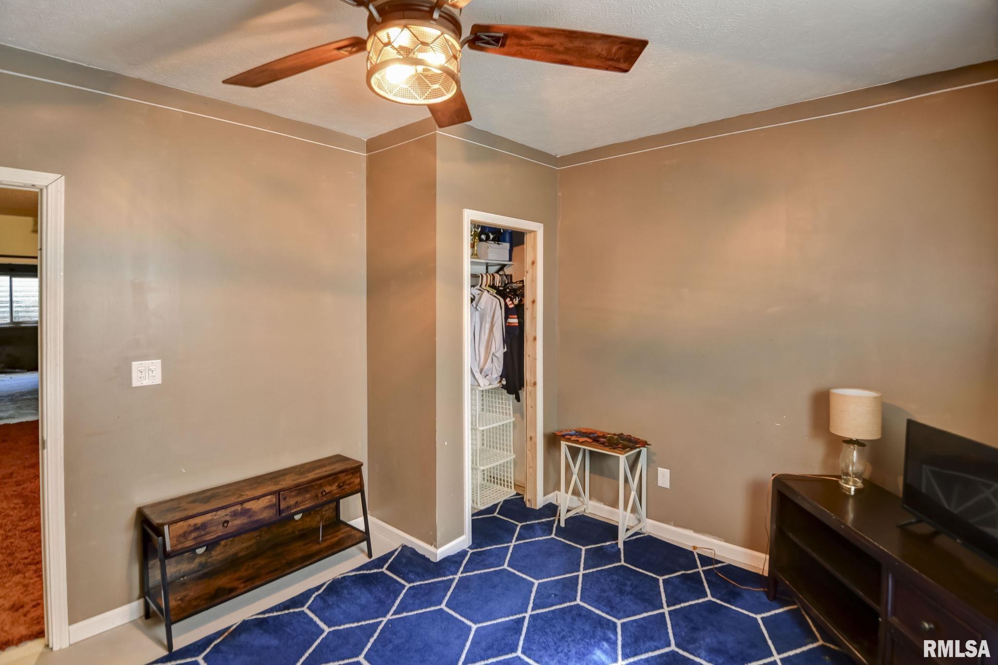 400 Park Street Rochester, IL 62563 - Photo 6 of 33
