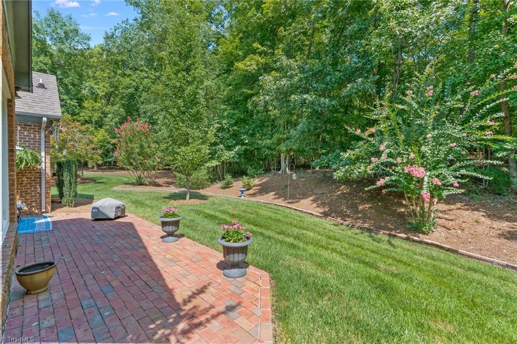 919 Flicker Lane High Point, NC 27262 - Photo 34 of 45 Gallery Image 34