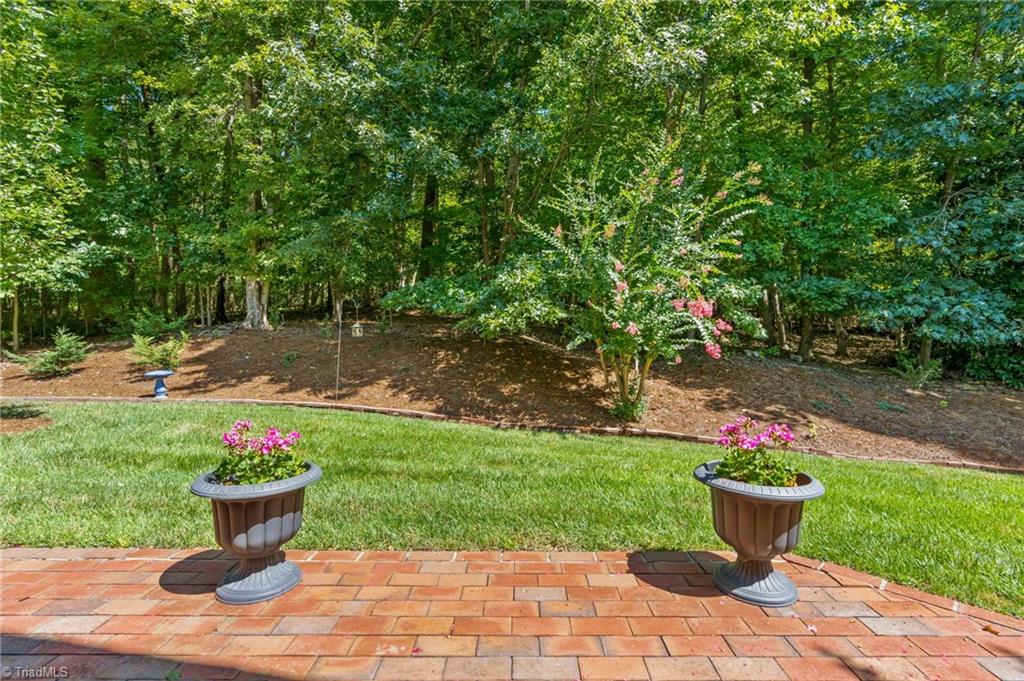 919 Flicker Lane High Point, NC 27262 - Photo 35 of 45 Gallery Image 35
