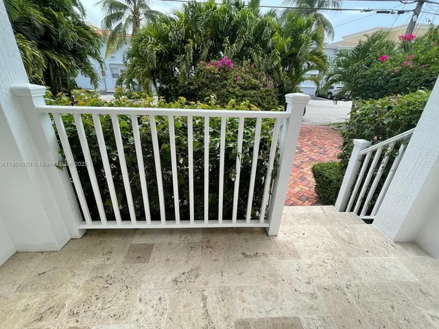 $7,950 | 9464 Abbott Avenue, Surfside, FL 33154