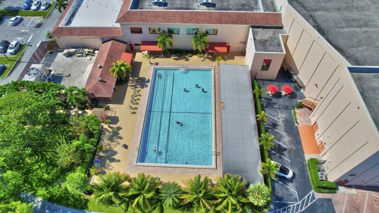 3001 Lincoln A, Unit 3001 Boca Raton, FL 33434 - Photo 41 of 47 Century Village (30)