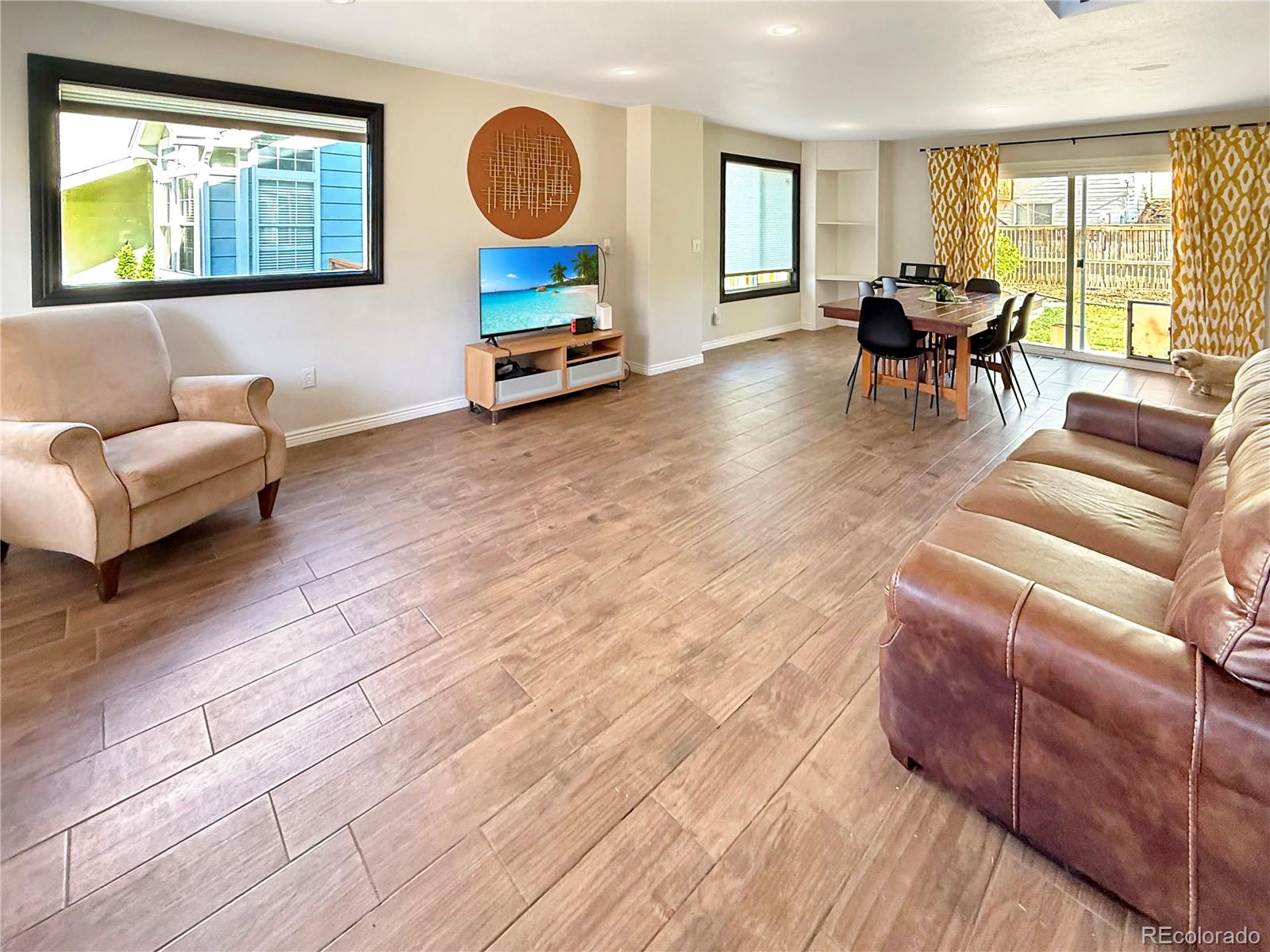 935 Brittany Way Highlands Ranch, CO 80126 - Photo 5 of 24