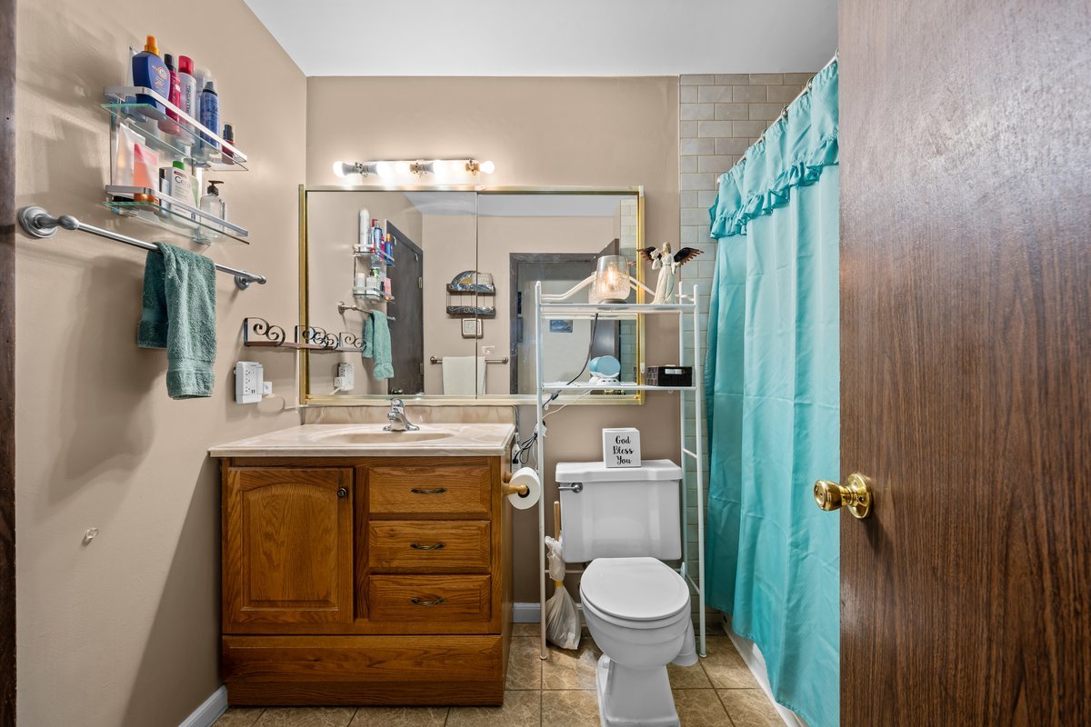 205 Robbin Drive Romeoville, IL 60446 - Photo 14 of 17 Gallery Image 14