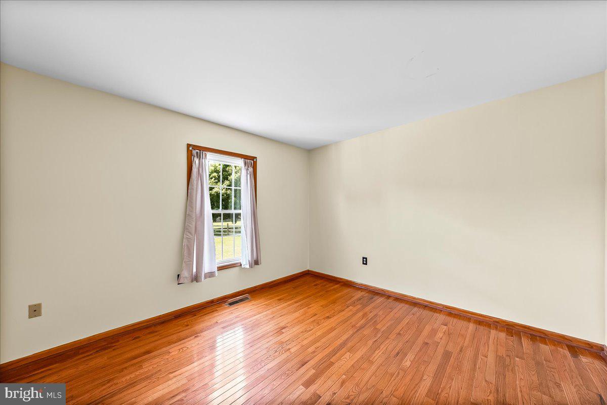 508 Ash Road Coatesville, PA 19320 - Photo 22 of 44 Secondary Bedroom - Empty