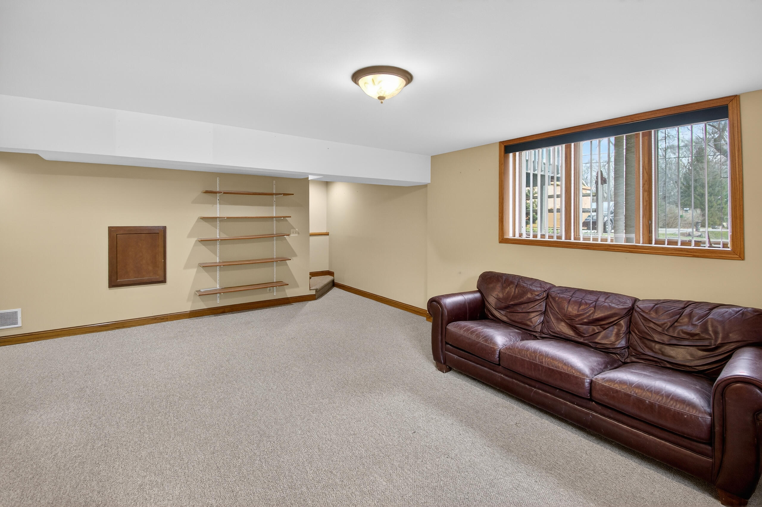 9934 28th Avenue Pleasant Prairie, WI 53158 - Photo 29 of 44 Lower Family room
