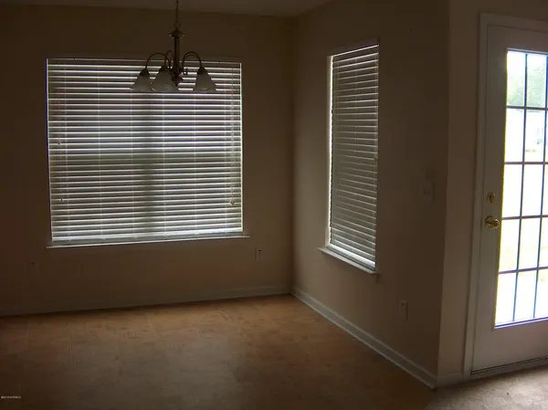 $1,555 | 4634 Rainmaker Drive, New Bern, NC 28562