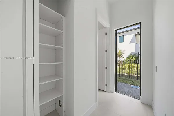 $14,500 | 5718 Ashwood Circle, Unit 5718, Hollywood, FL 33312