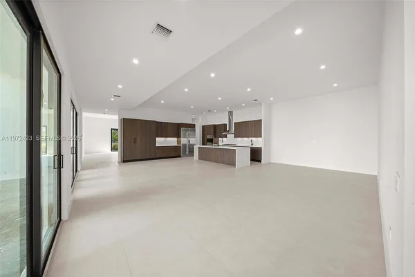 $14,500 | 5718 Ashwood Circle, Unit 5718, Hollywood, FL 33312