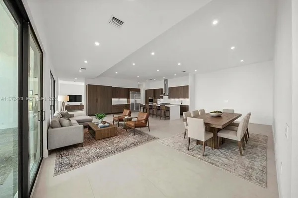 $14,500 | 5718 Ashwood Circle, Unit 5718, Hollywood, FL 33312