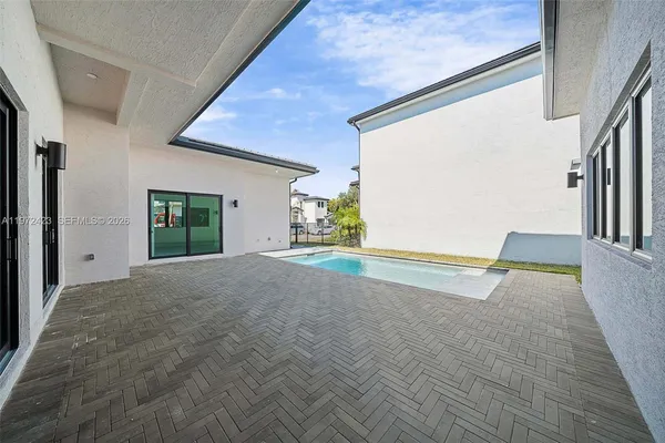 $14,500 | 5718 Ashwood Circle, Unit 5718, Hollywood, FL 33312