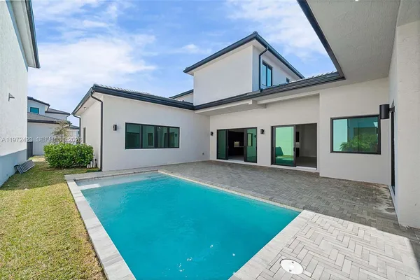 $14,500 | 5718 Ashwood Circle, Unit 5718, Hollywood, FL 33312