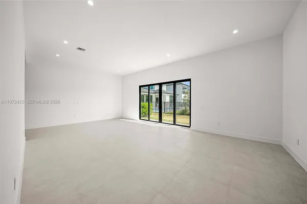 $14,500 | 5718 Ashwood Circle, Unit 5718, Hollywood, FL 33312