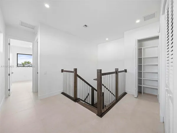 $14,500 | 5718 Ashwood Circle, Unit 5718, Hollywood, FL 33312