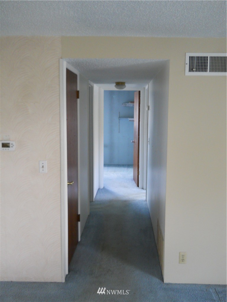 12625 Southeast 168th Street Renton, WA 98058 - Photo 11 of 22 Gallery Image 11
