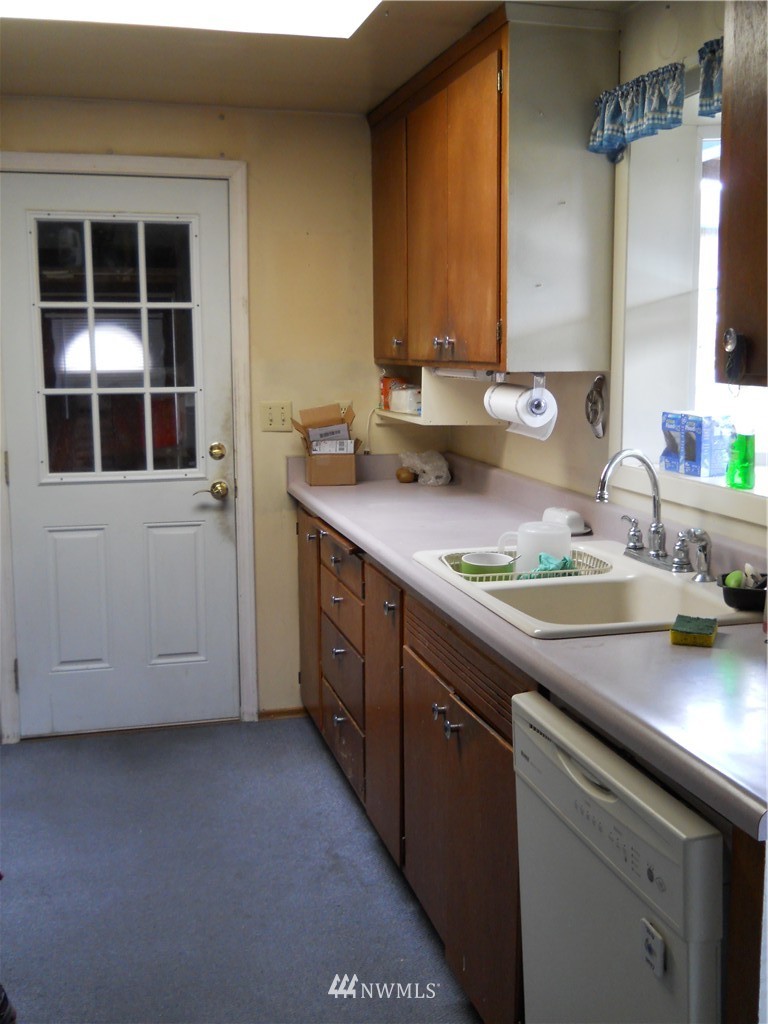 12625 Southeast 168th Street Renton, WA 98058 - Photo 7 of 22 Gallery Image 7