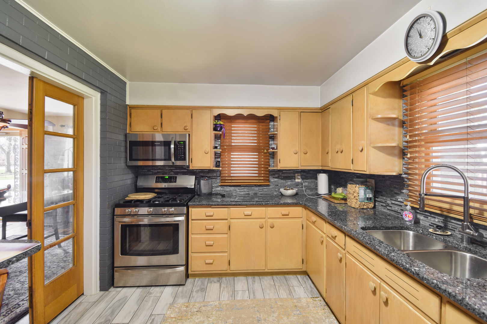 1005 Black Road Joliet, IL 60435 - Photo 32 of 60