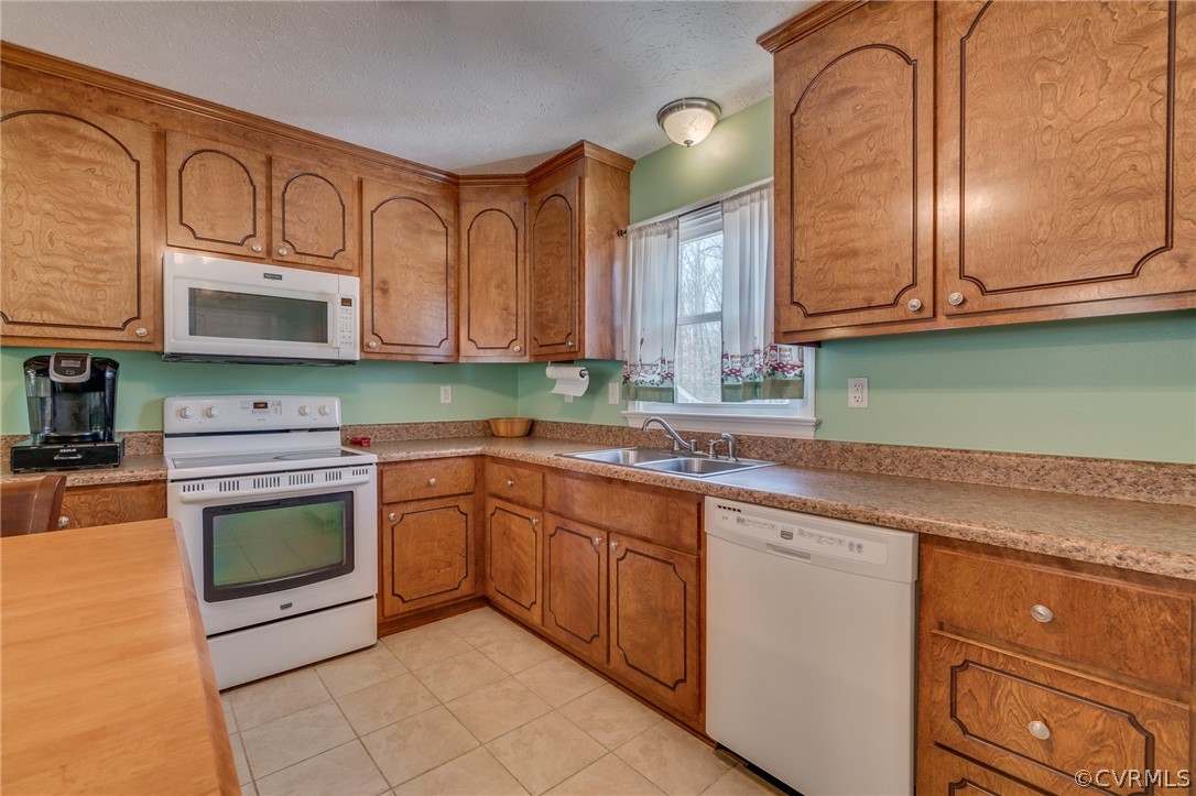 802 Rasmussen Drive Sandston, VA 23150 - Photo 9 of 28 Gallery Image 9