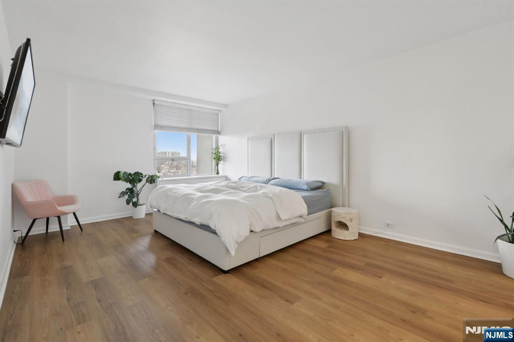 2 Horizon Road, Unit 1428 Fort Lee, NJ 07024 - Photo 23 of 39