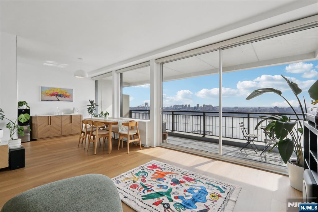 2 Horizon Road, Unit 1428 Fort Lee, NJ 07024 - Photo 9 of 39