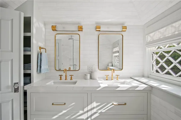 $35,000 | 50 Cliff Avenue, Newport, RI 02840