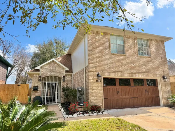 $2,000 | 7015 Puerta Vista Lane, Houston, TX 77083