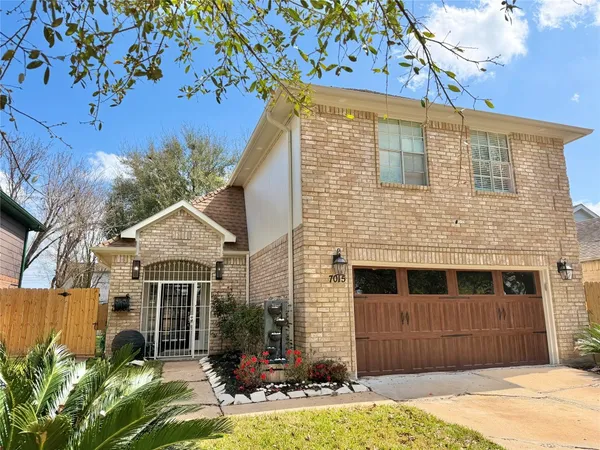 $2,000 | 7015 Puerta Vista Lane, Houston, TX 77083