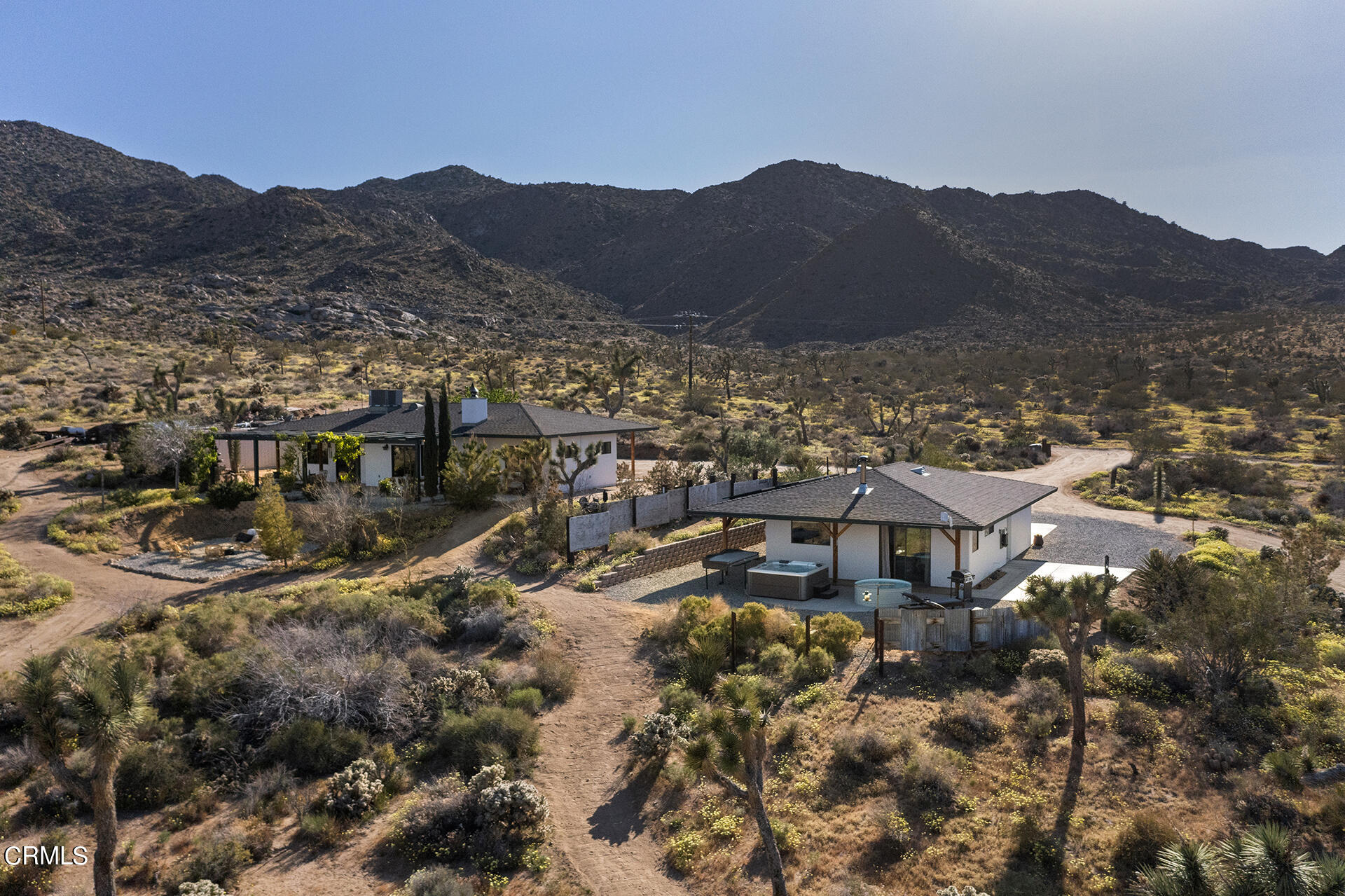 8331 Sunset Road Joshua Tree, CA 92252 - Photo 31 of 58 a view of a house with a mountain