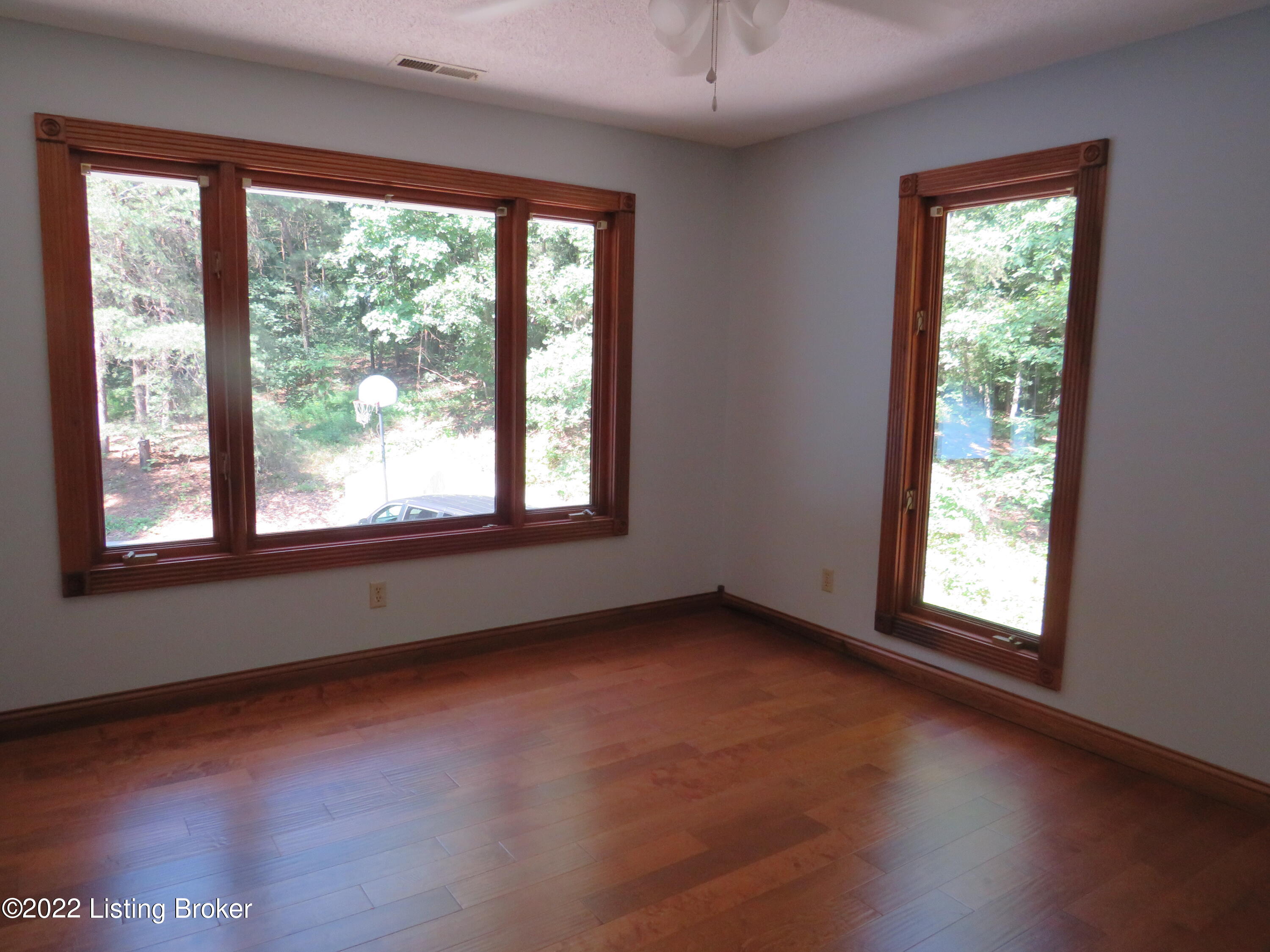 1582 Barnes Road Bardstown, KY 40004 - Photo 26 of 40 IMG_0909 - Copy