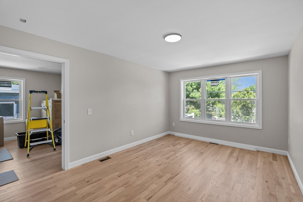 37 Murray Street Providence, RI 02909 - Photo 16 of 35