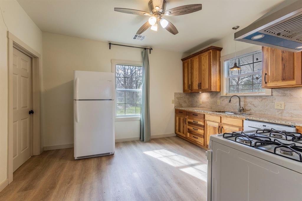 1200 North 4th Street Waco, TX 76707 - Photo 11 of 26