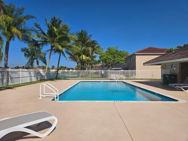 $439,900 | 13926 Southwest 175th Terrace, Miami, FL 33177