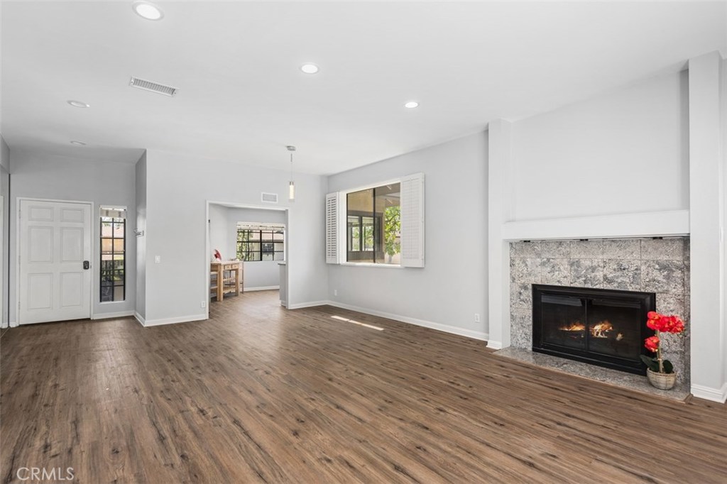 16 Rainbow Ridge, Unit 40 Irvine, CA 92603 - Photo 14 of 49 Space for truly living