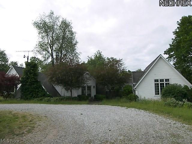 7635 Fields Road Chagrin Falls, OH 44023 - Photo 1 of 17
