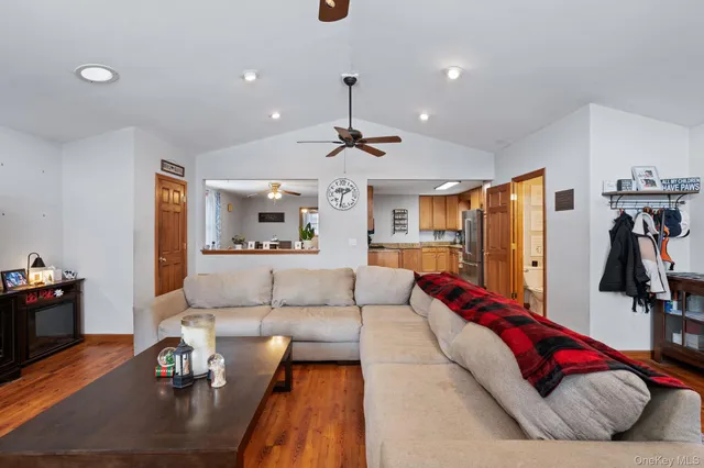 $299,999 | 106 John Street, Maybrook, NY 12543