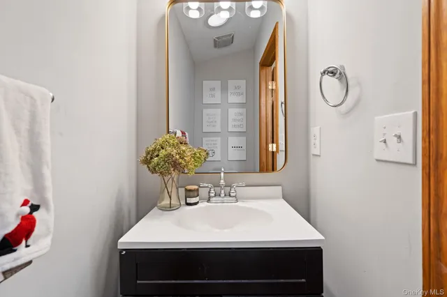 $299,999 | 106 John Street, Maybrook, NY 12543