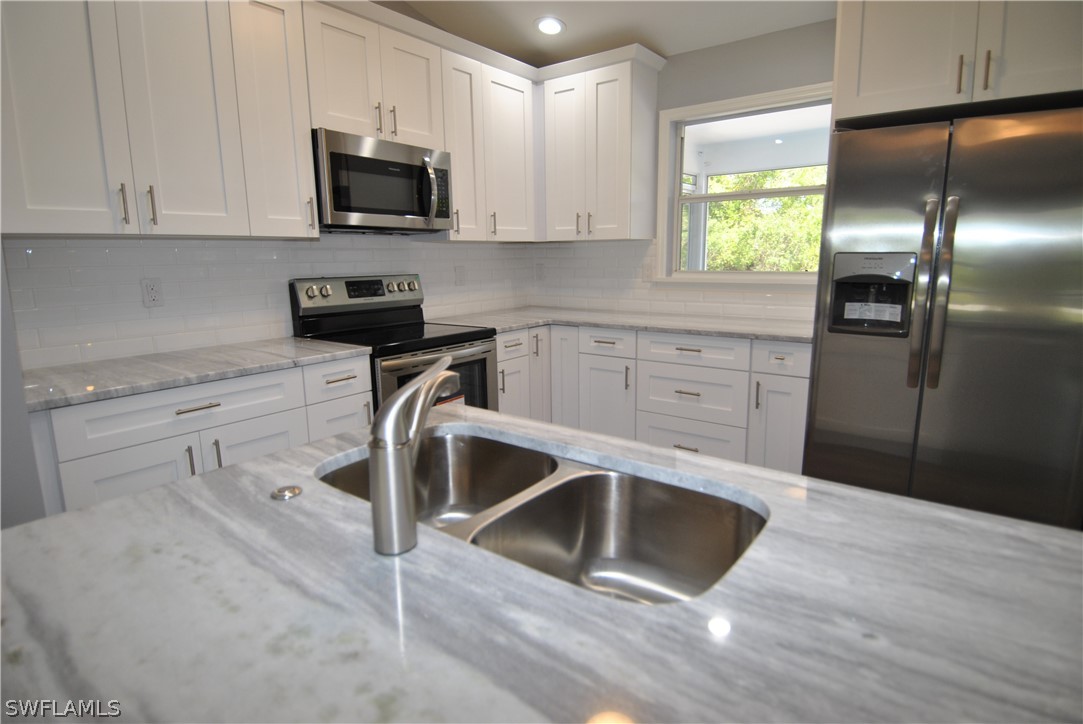 14400 Bokeelia Road Bokeelia, FL 33922 - Photo 11 of 27 Gallery Image 11