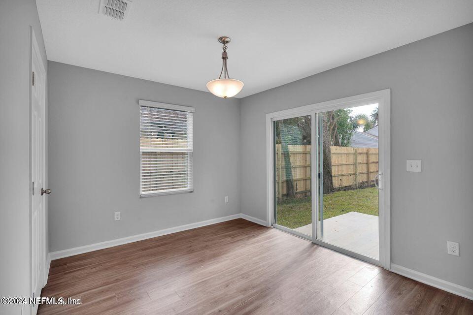 2502 Larsen Road Jacksonville, FL 32207 - Photo 8 of 16 Interior 9