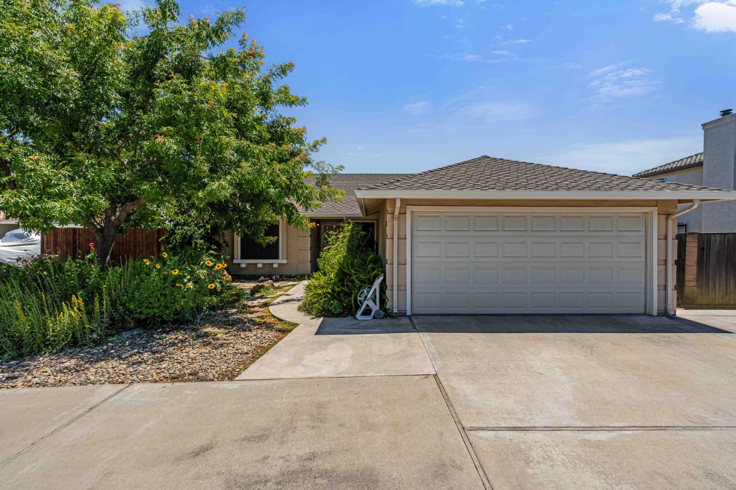 1138 Kathy Court Ripon, CA 95366 - Photo 5 of 41