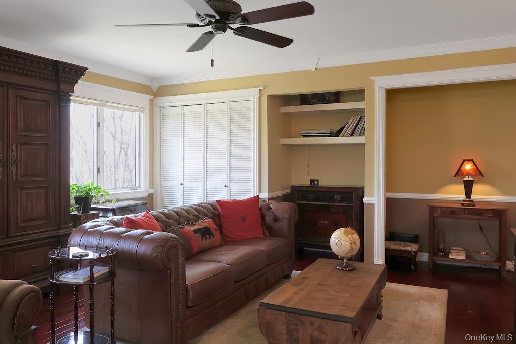 27 Deerpath Road Tuxedo Park, NY 10987 - Photo 12 of 32