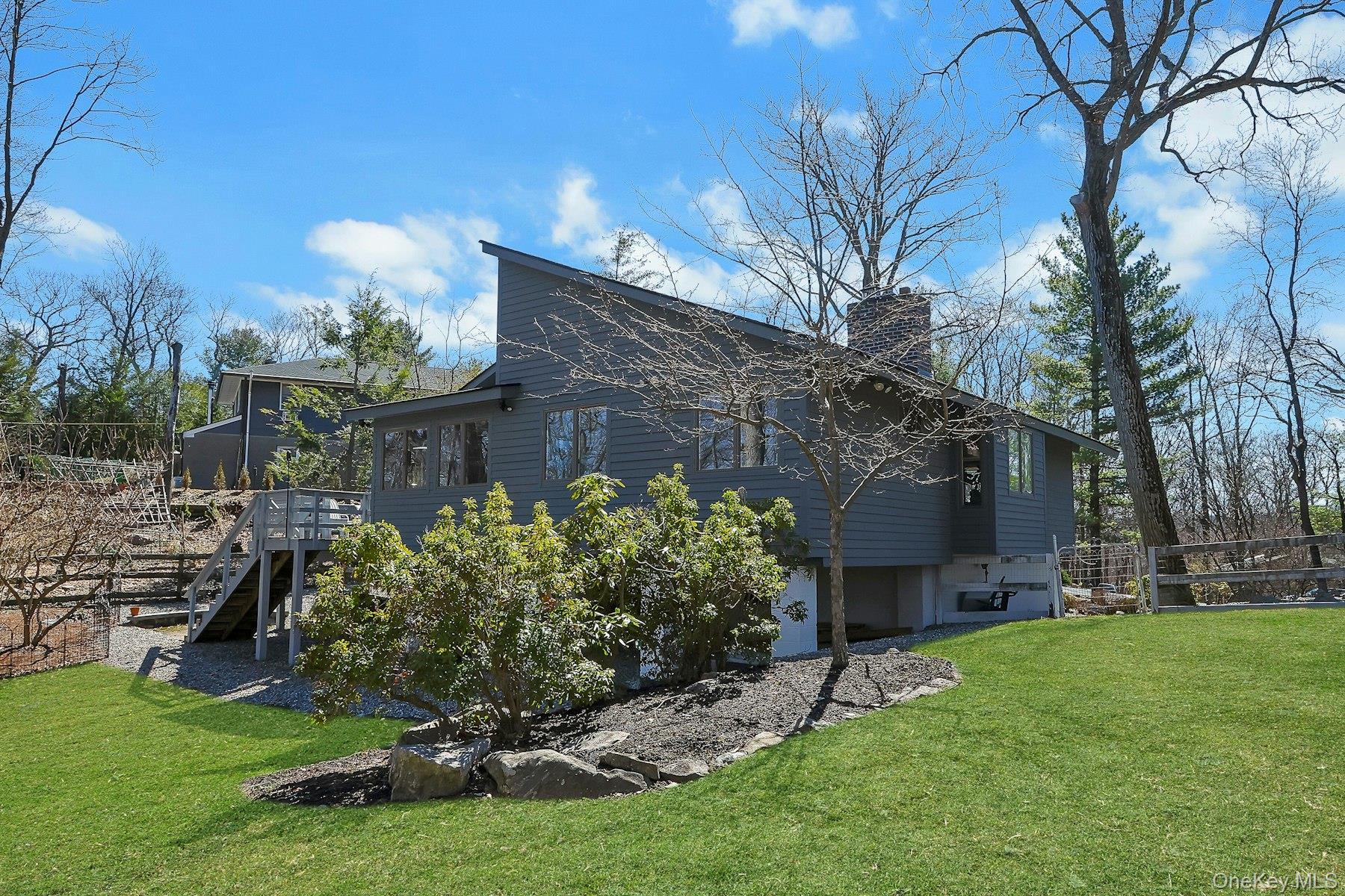 27 Deerpath Road Tuxedo Park, NY 10987 - Photo 2 of 32