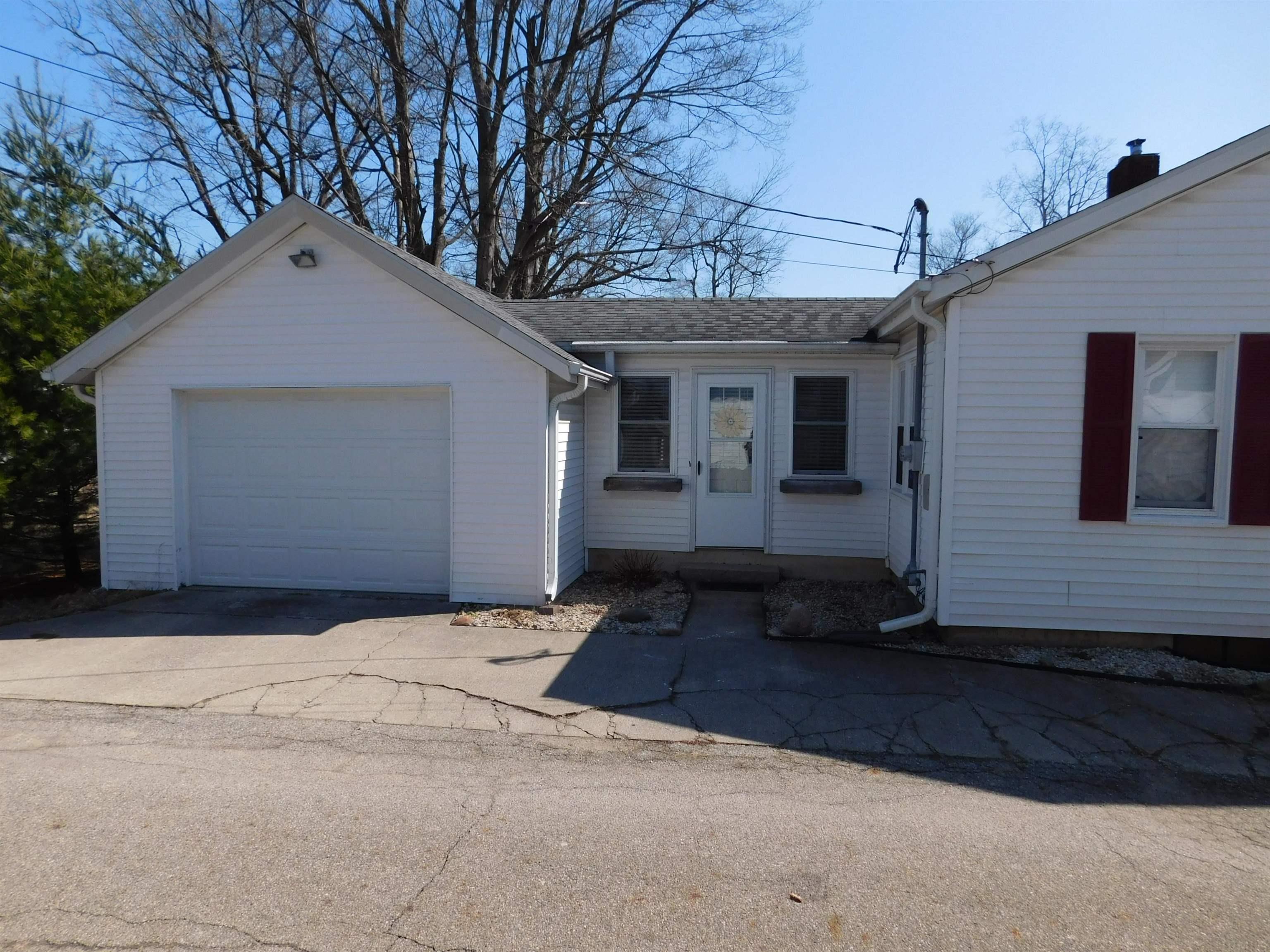 314 West 11th Street Rochester, IN 46975 - Photo 3 of 34