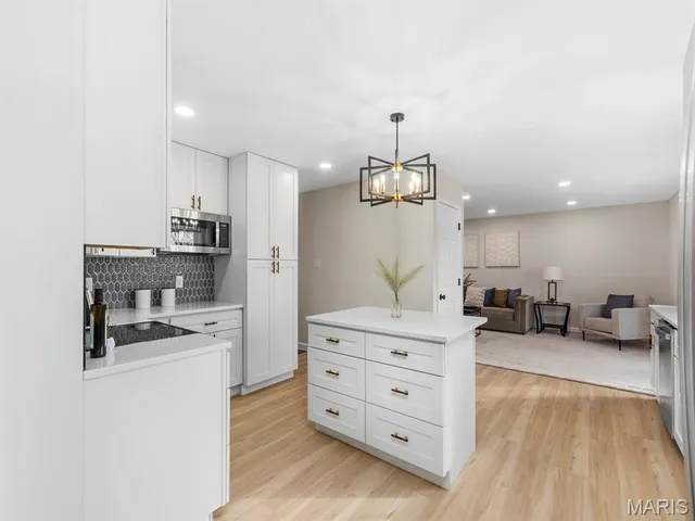 $545,000 | 14932 Appalachian Trail, Chesterfield, MO 63017