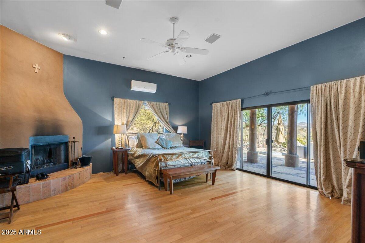 42221 North Deer Trail Road Scottsdale, AZ 85262 - Photo 21 of 57 27-Primary bedroom