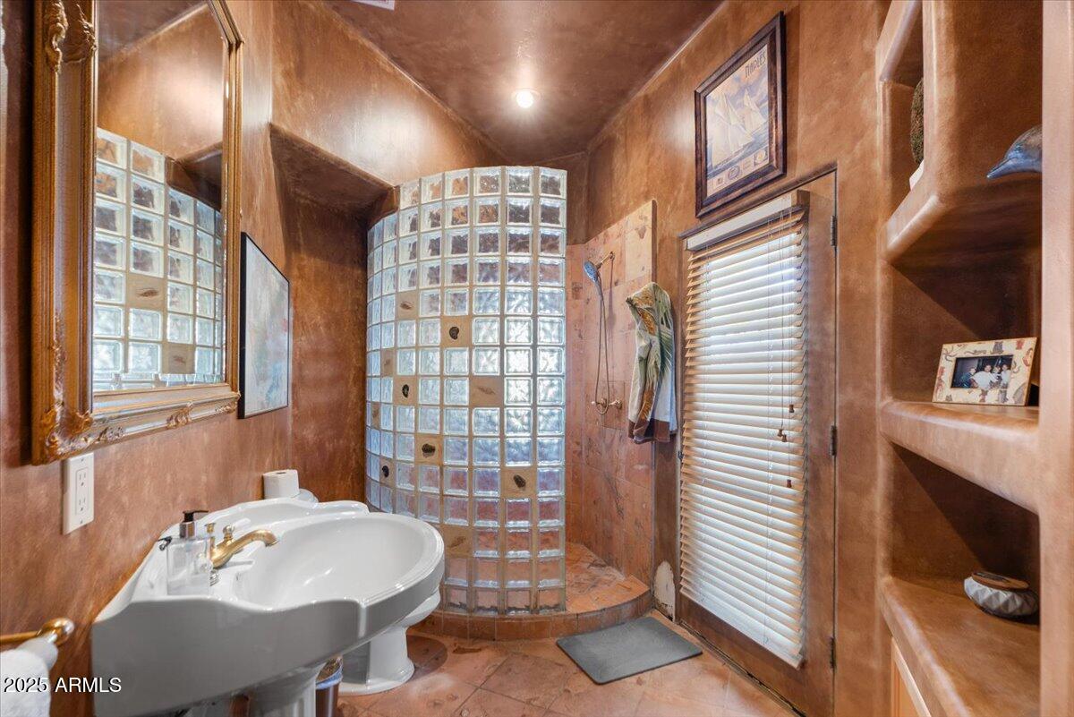 42221 North Deer Trail Road Scottsdale, AZ 85262 - Photo 28 of 57 35-Full Bath
