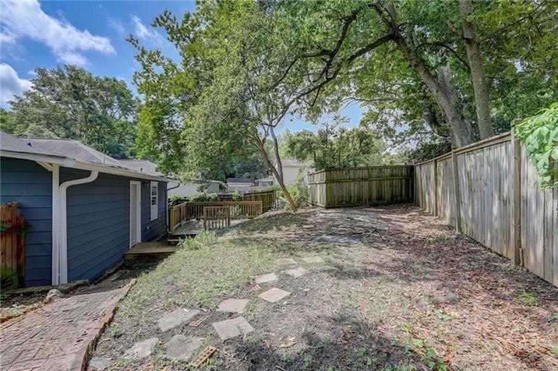 807 A Gilbert Street Southeast, Unit A Atlanta, GA 30316 - Photo 22 of 25 a backyard of a house with lots of green space