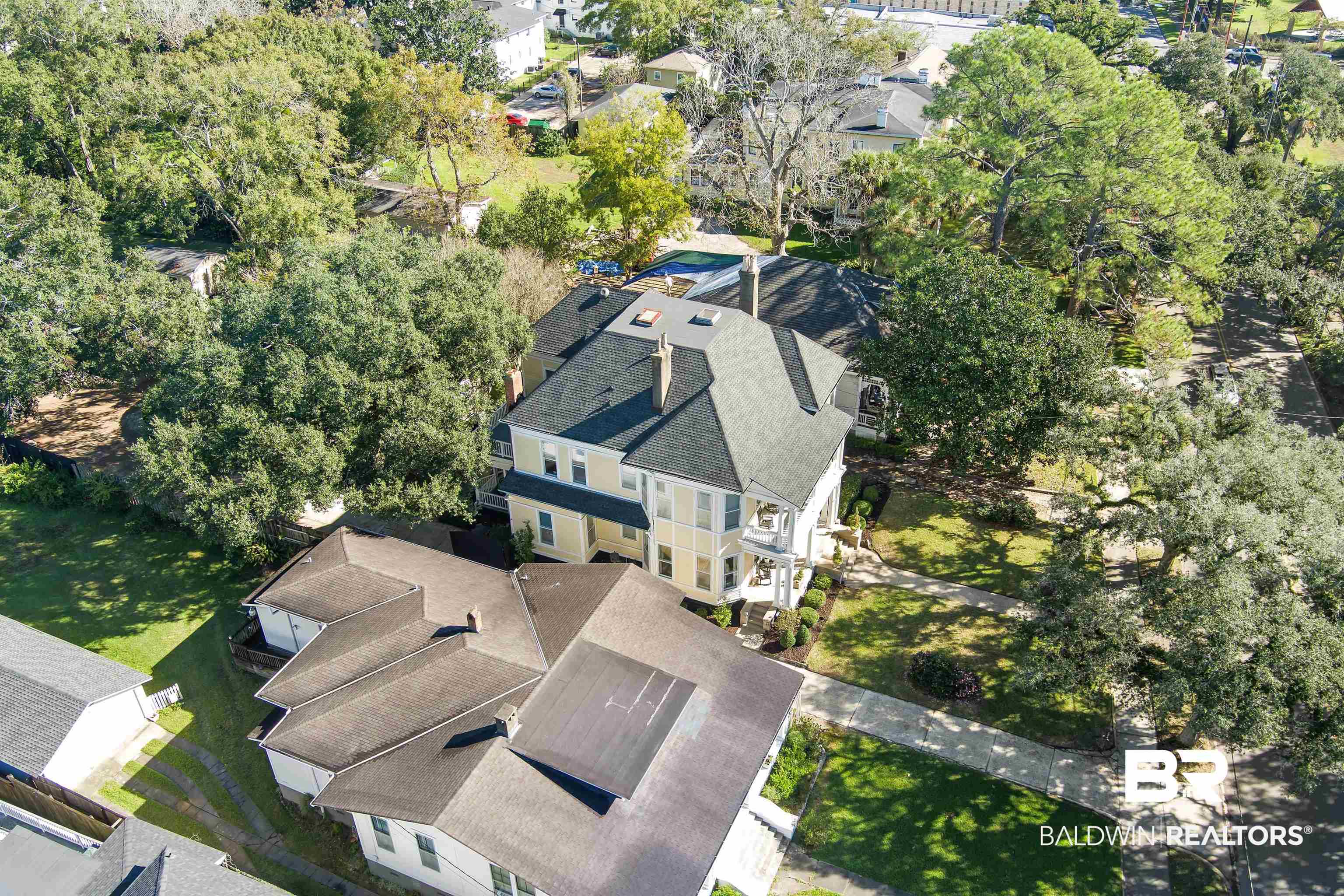 1314 Dauphin Street Mobile, AL 36604 - Photo 8 of 61 Birds eye view of property