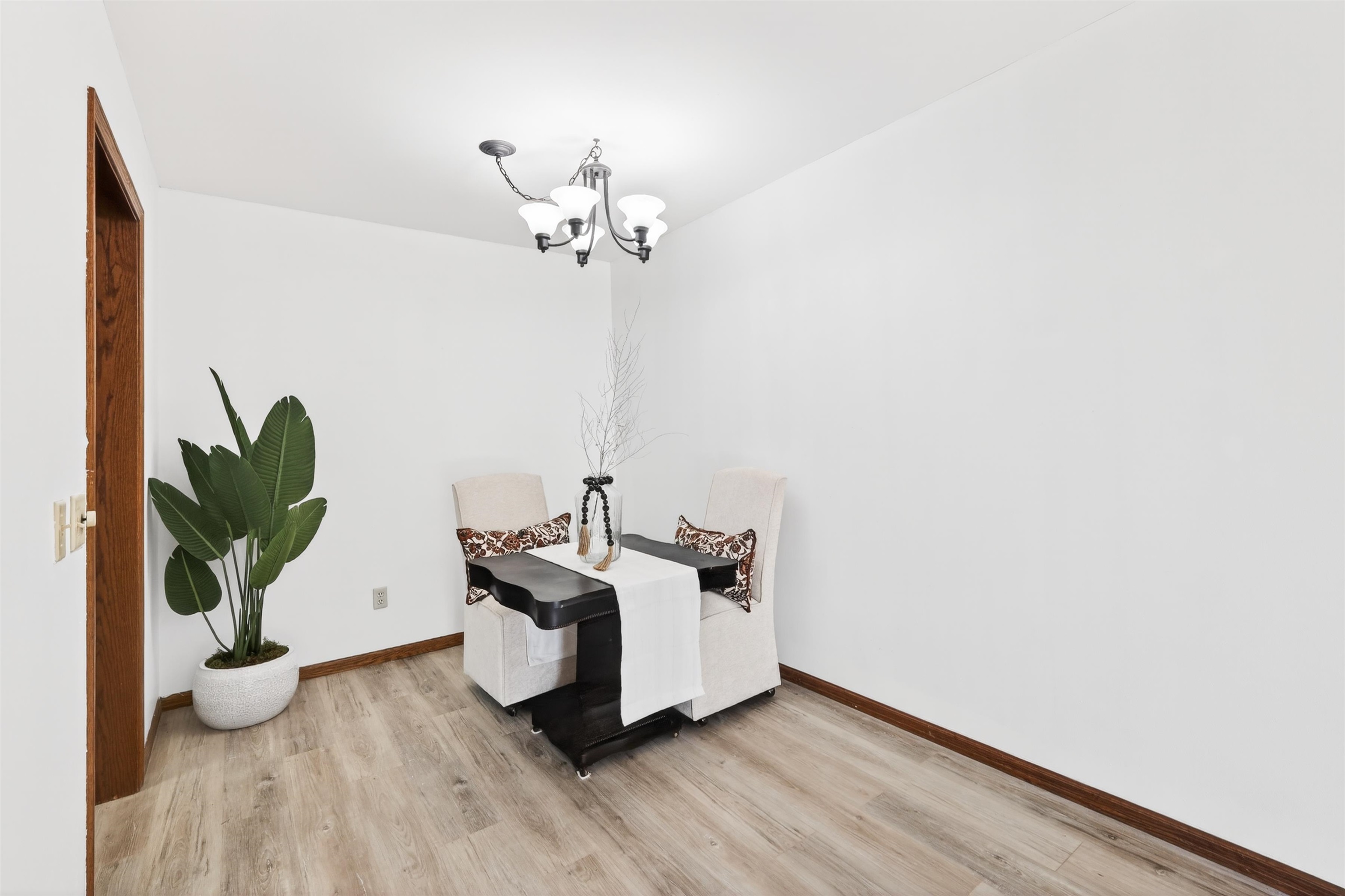 2564 Branch, Unit 12 Middleton, WI 53562 - Photo 13 of 37