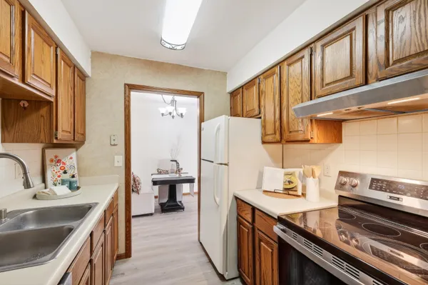 $170,000 | 2564 Branch, Unit 12, Middleton, WI 53562