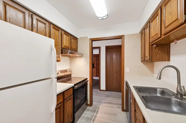 $170,000 | 2564 Branch, Unit 12, Middleton, WI 53562