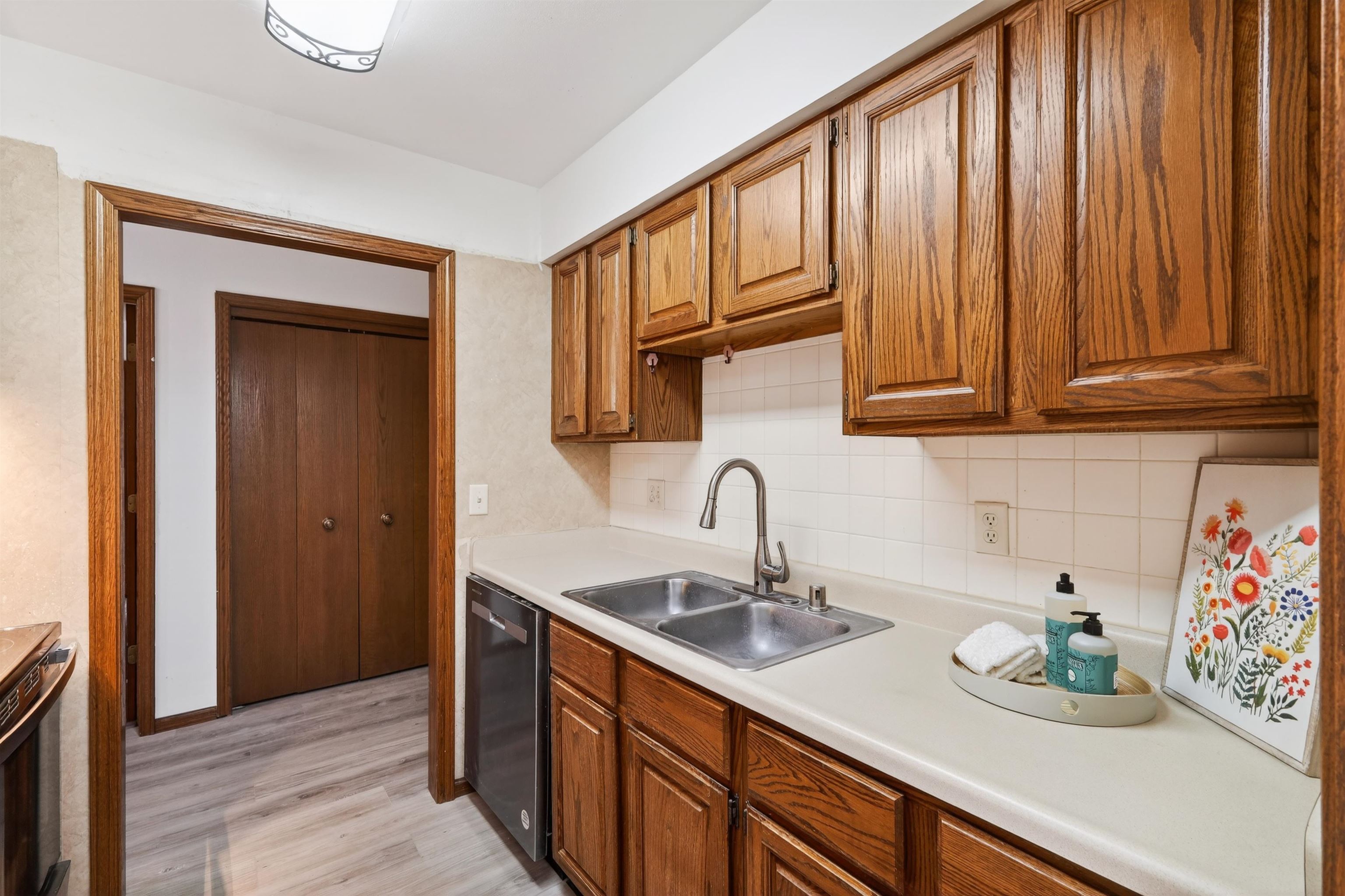 2564 Branch, Unit 12 Middleton, WI 53562 - Photo 21 of 37